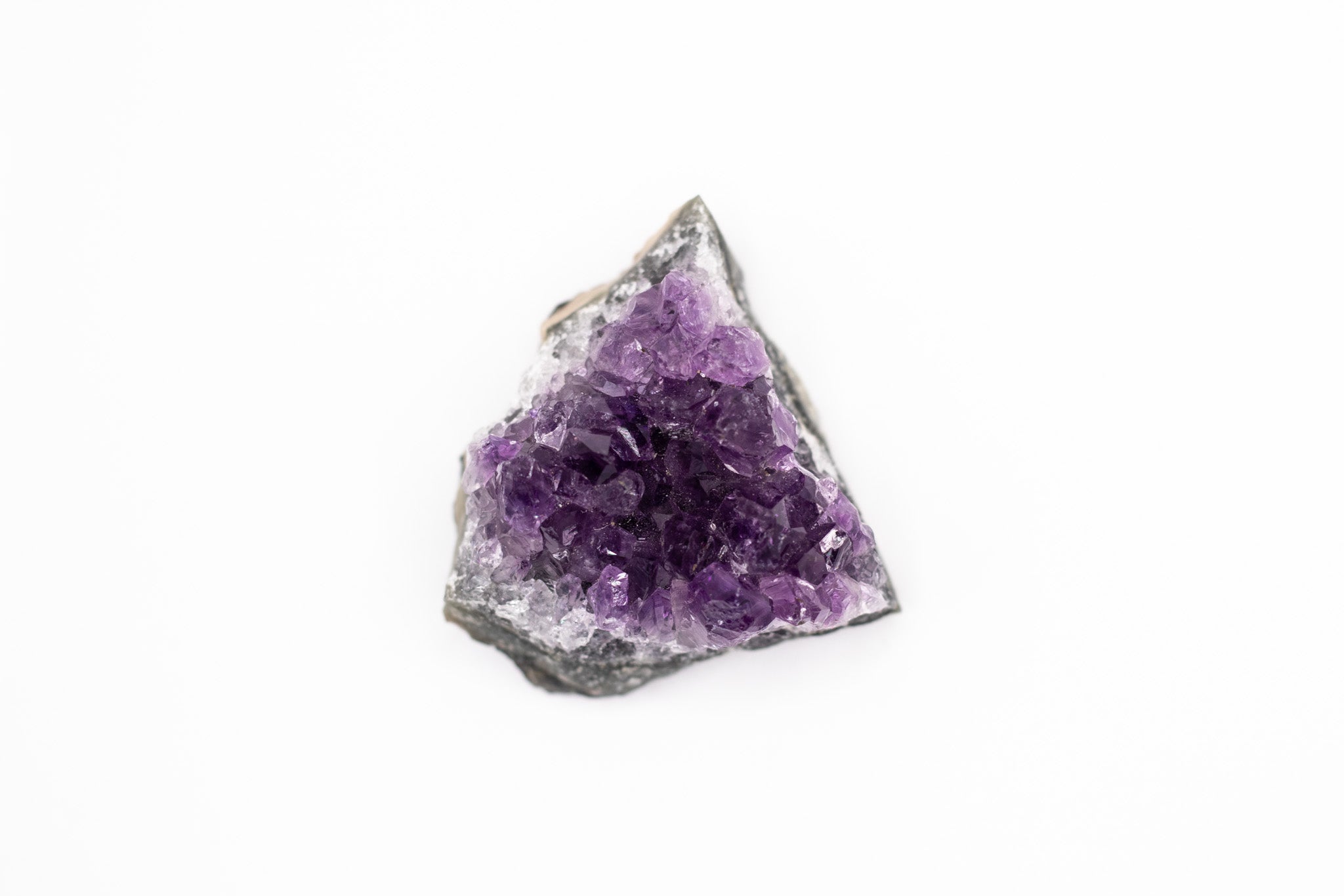 Amethyst Stufe 50-60 g mit intensiver, violetter Farbe, AA-Qualität – Einzigartiges Sammlerstück und dekorativer Blickfang