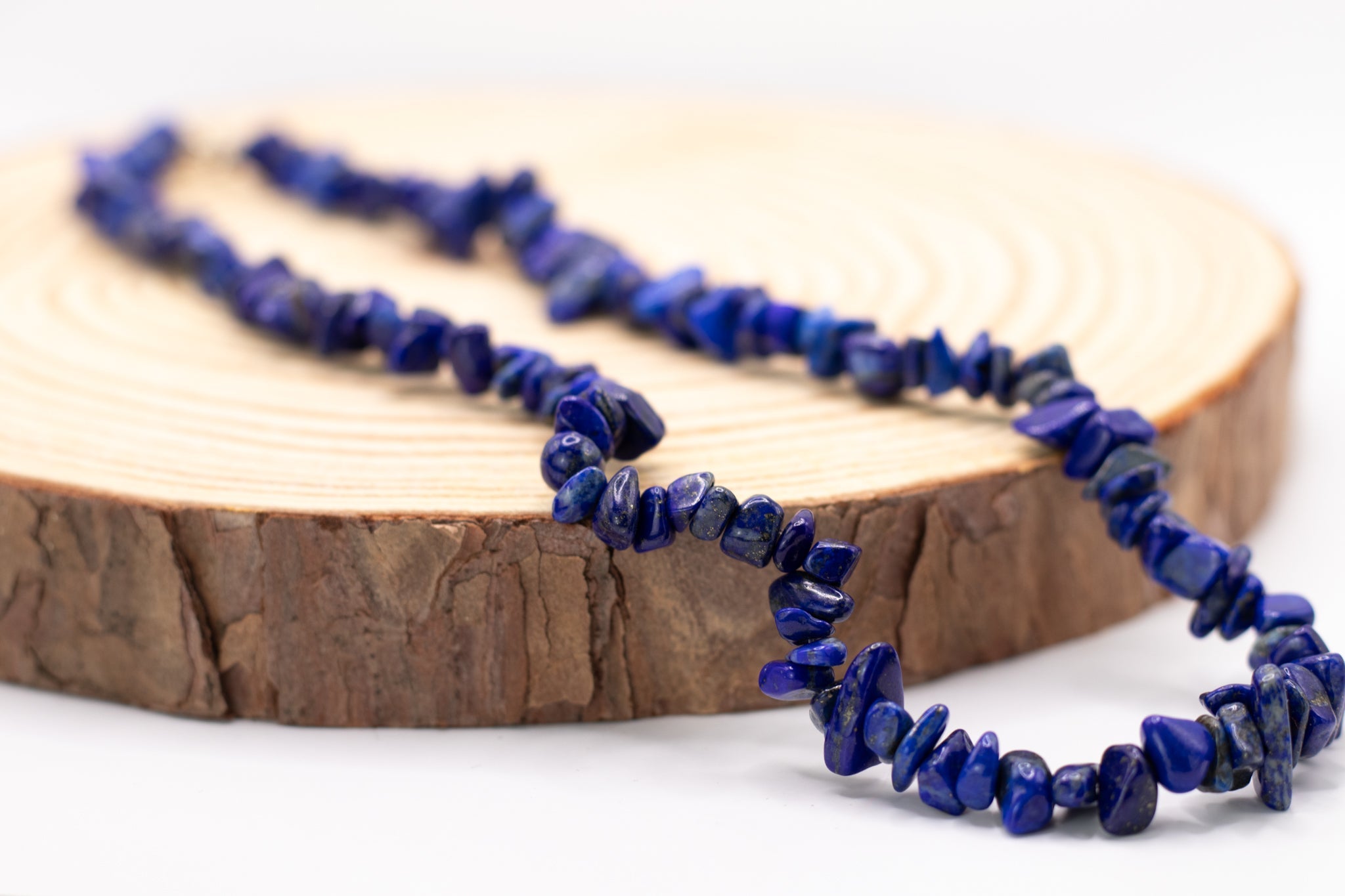 Lapis Lazuli Splitterkette 45 cm mit Karabinerverschluss, Edelstein Kette, Stein der Weisheit und Klarheit, für Selbstbewusstsein und Intuition