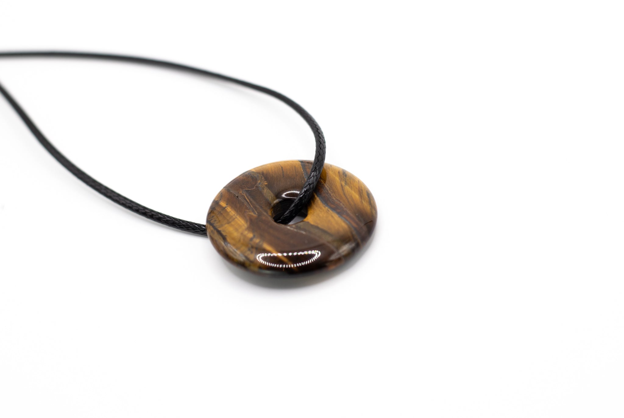 Tigerauge Donut Anhänger Ø 30 mm mit geflochtener Baumwollkette und Karabinerverschluss, Schutzstein für innere Stärke und Fokus