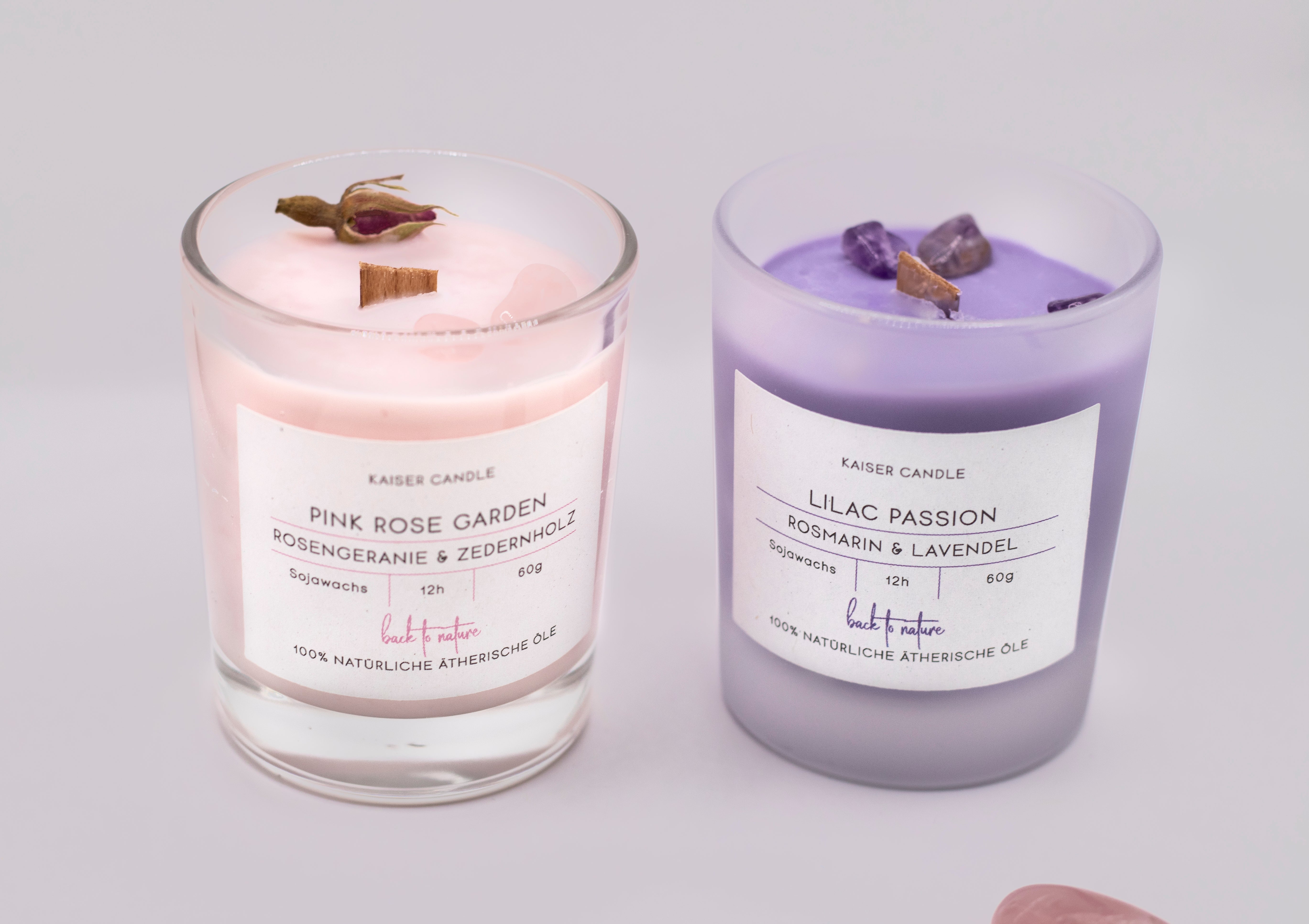 Duftkerzen-Set "Lilac Blossom" (1x Lilac Passion 60 g mit Amethyst, 1x Pink Rose Garden 60 g mit Rosenquarz Edelstein)