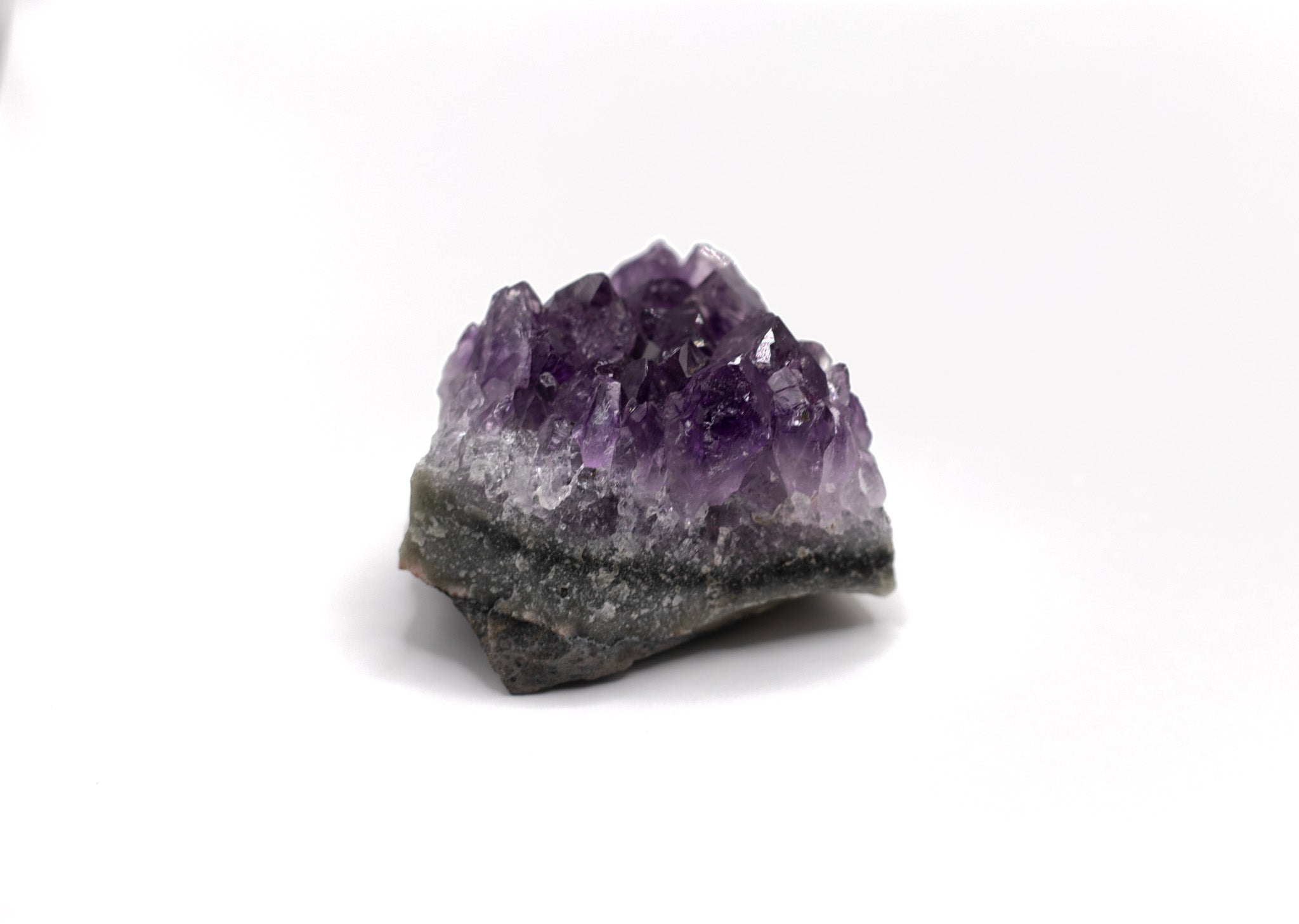 Amethyst Stufe 50-60 g mit intensiver, violetter Farbe, AA-Qualität – Einzigartiges Sammlerstück und dekorativer Blickfang