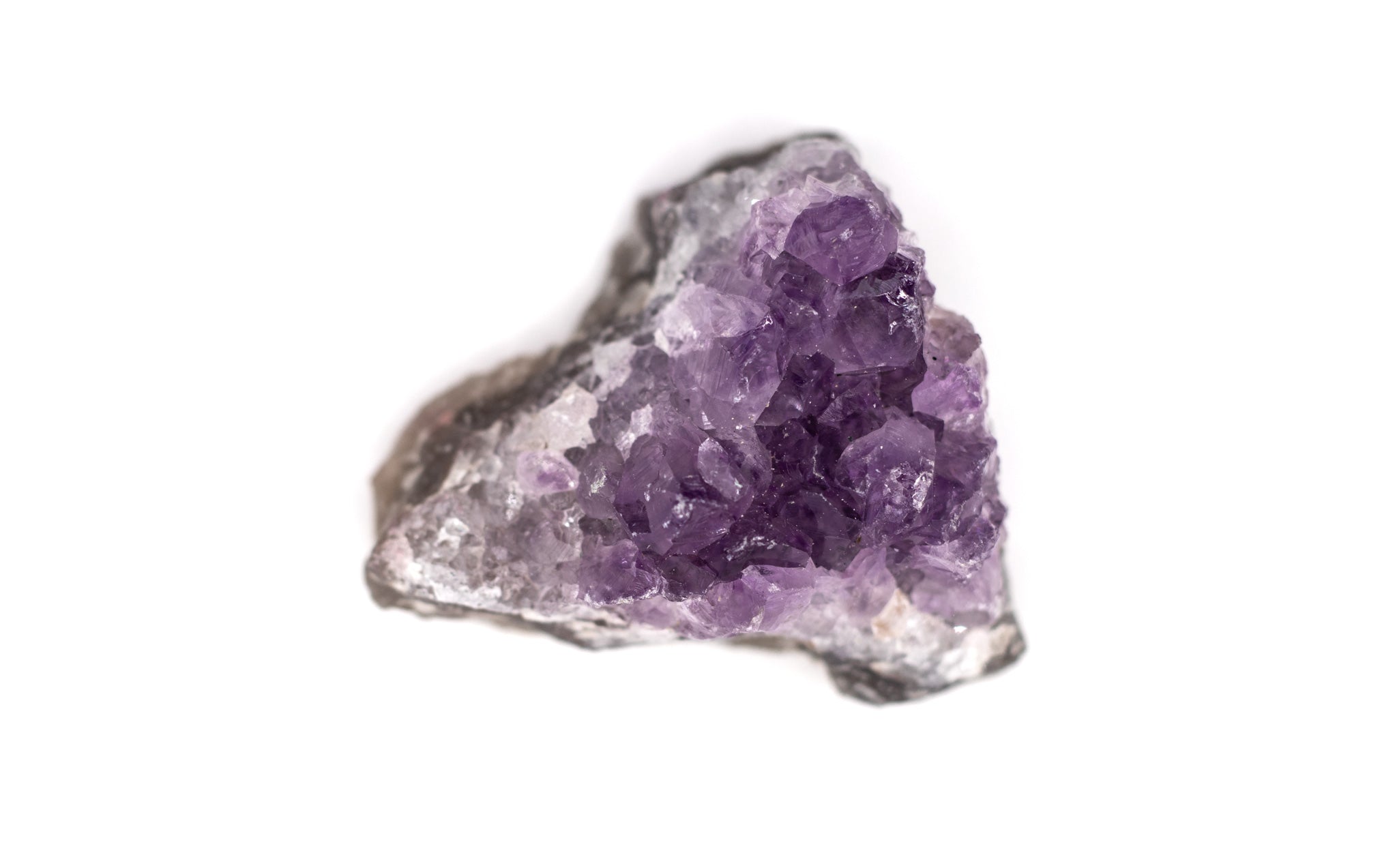 Amethyst Stufe 60-70 g in intensiver, violetter Farbe – Einzigartiges Sammlerstück und dekorativer Blickfang, AA-Qualität.