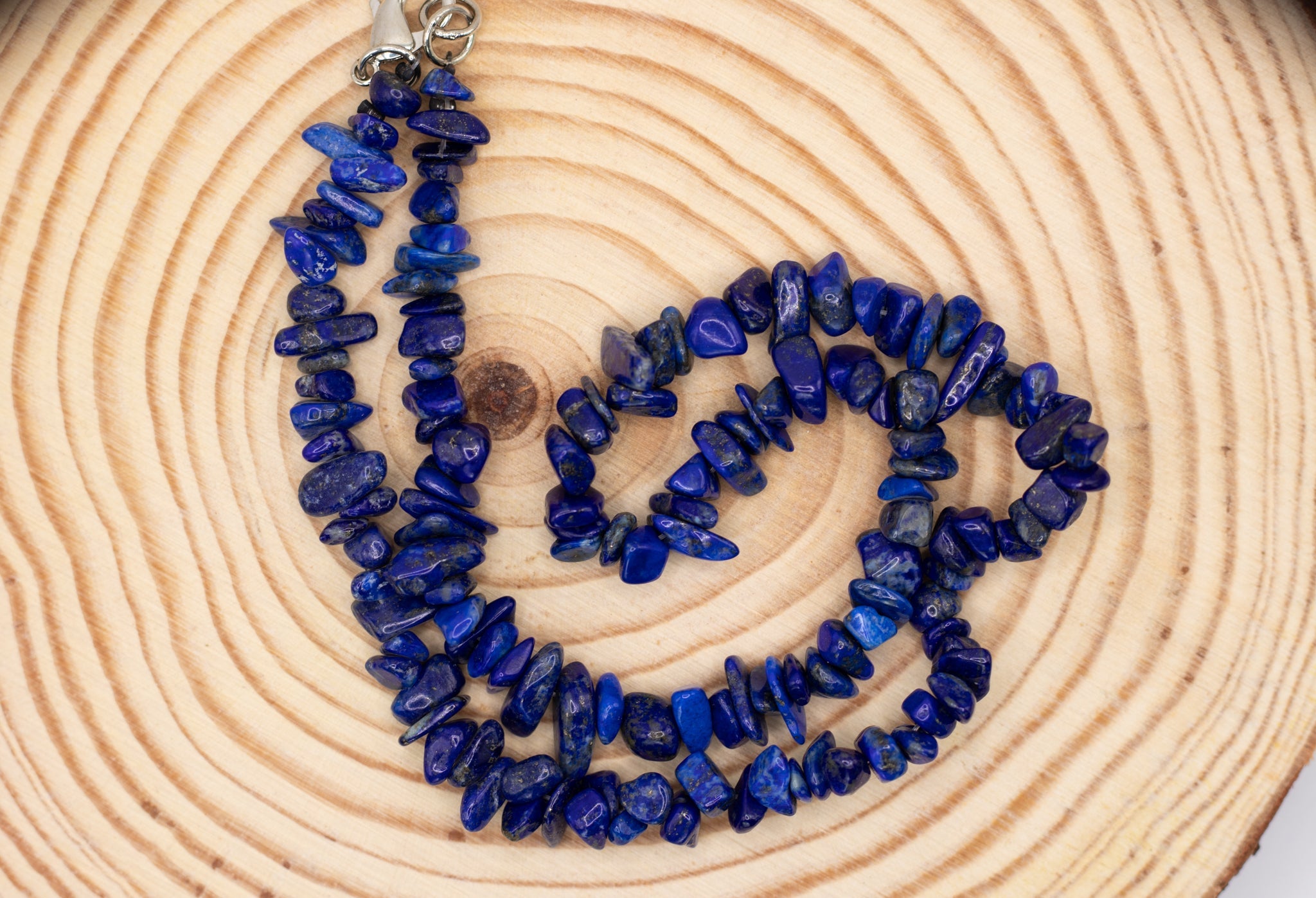 Lapis Lazuli Splitterkette 45 cm mit Karabinerverschluss, Edelstein Kette, Stein der Weisheit und Klarheit, für Selbstbewusstsein und Intuition