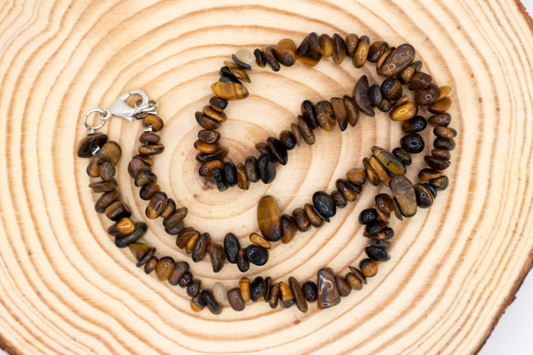 Tigerauge Splitterkette 45 cm mit Karabinerverschluss, Edelstein Kette, Schutzstein, für Selbstvertrauen und innere Stärke